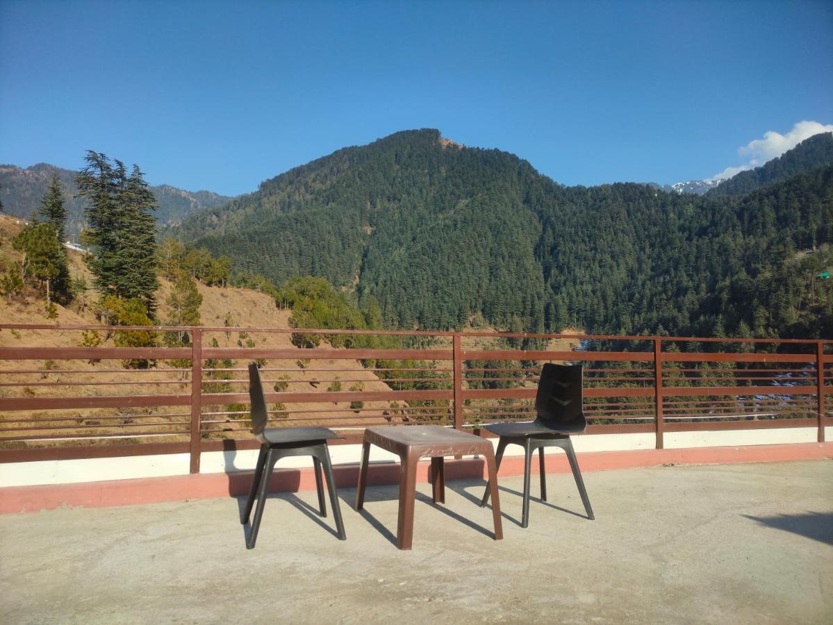 Hotel Cozy Haven Mandi Esterno foto