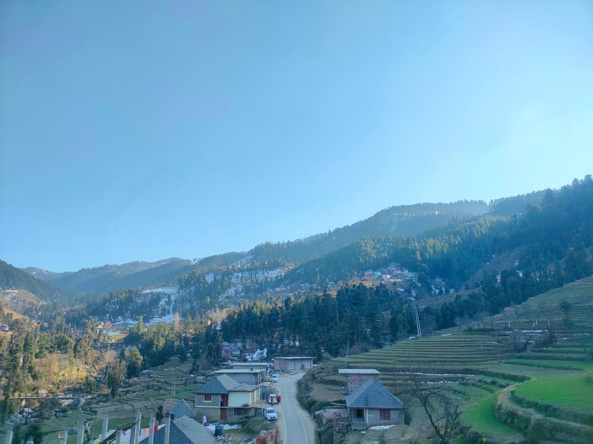 Hotel Cozy Haven Mandi Esterno foto
